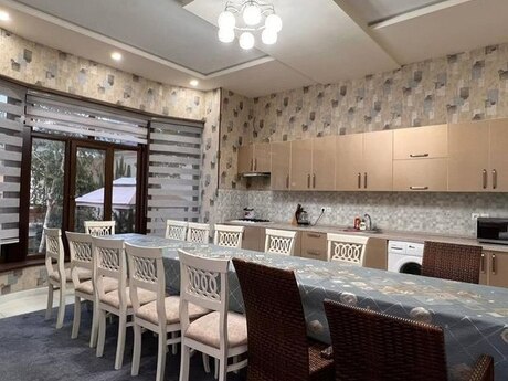 6-комн. дом/дача - пос. Мардакан - 320 м²