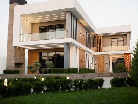 5 otaqlı həyət evi/bağ evi - Şüvəlan q. - 380 m²
