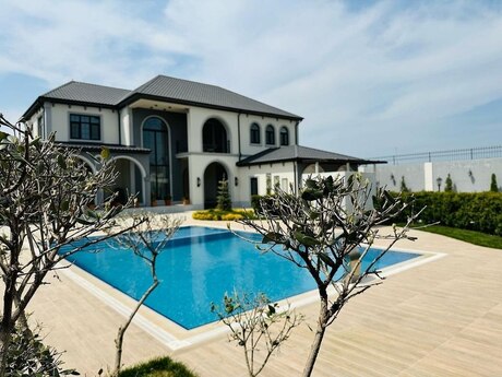 7 otaqlı həyət evi/bağ evi - Bilgəh q. - 450 m²