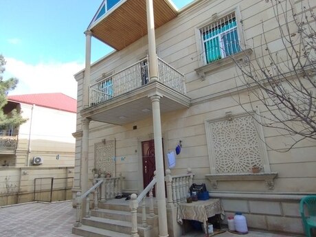 5 otaqlı həyət evi/bağ evi - Biləcəri q. - 220 m²