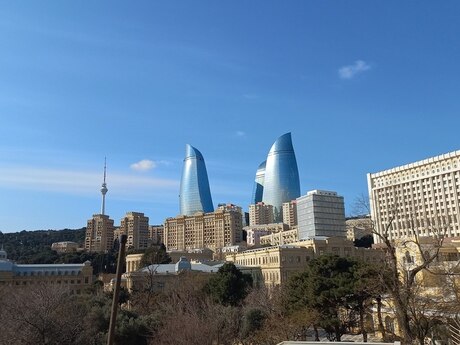 5 otaqlı həyət evi/bağ evi - İçəri Şəhər m. - 250 m²