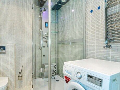 3 otaqlı köhnə tikili - 28 May m. - 123 m²