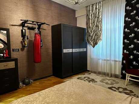 4 otaqlı mənzil, 165 m², İnşaatçılar: 350 000 ₼ 5