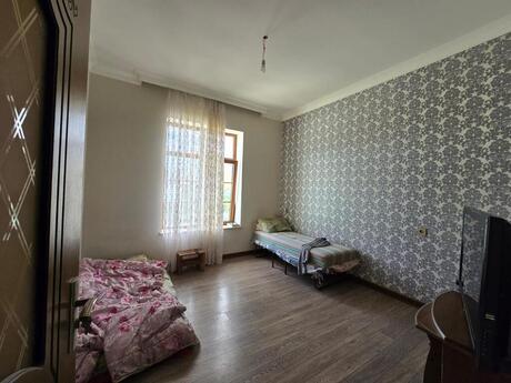 4 otaqlı həyət evi/bağ evi - Mərdəkan q. - 185 m²