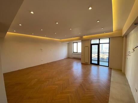 5 otaqlı yeni tikili - Nəriman Nərimanov m. - 217 m²