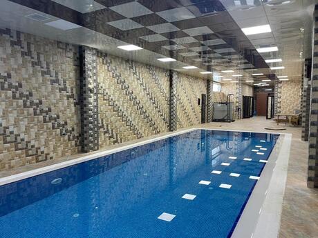 6 otaqlı həyət evi/bağ evi - Mərdəkan q. - 400 m²