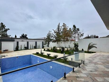 5 otaqlı həyət evi/bağ evi - Mərdəkan q. - 250 m²
