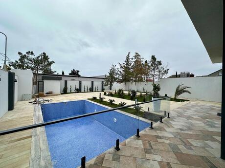 5 otaqlı həyət evi/bağ evi - Mərdəkan q. - 250 m²