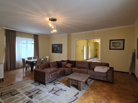 5-комн. дом/дача - м. 20 января - 330 м²