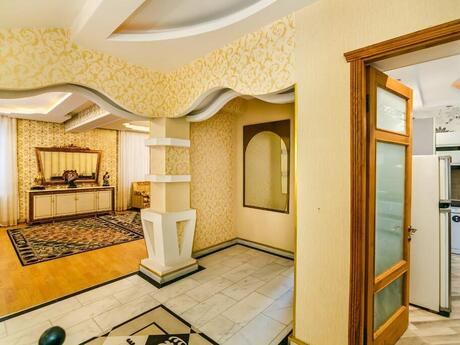 10 otaqlı həyət evi, 700 m², Gənclik: 1 700 000 ₼ 4