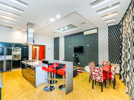 4 otaqlı yeni tikili - Sahil m. - 285 m²