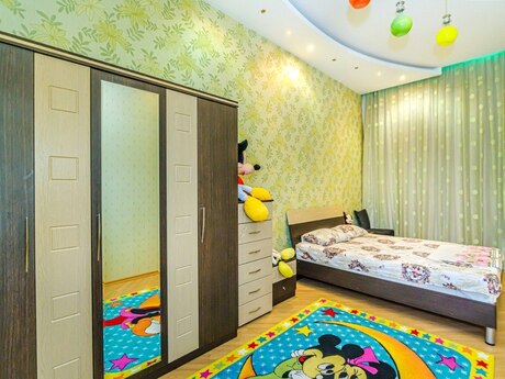 4 otaqlı yeni tikili - Sahil m. - 285 m²