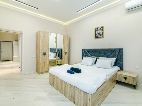 3 otaqlı köhnə tikili - Nizami m. - 86 m²