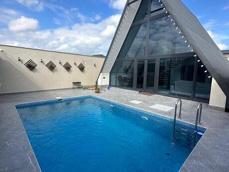 3 otaqlı həyət evi/bağ evi - Mərdəkan q. - 140 m²