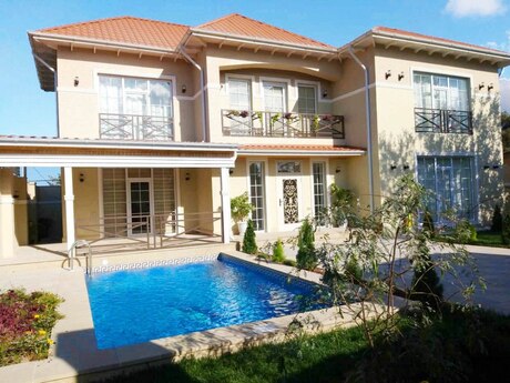 5 otaqlı həyət evi/bağ evi - Mərdəkan q. - 300 m²