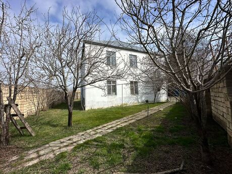 10 otaqlı həyət evi/bağ evi - Xaçmaz - 232 m²