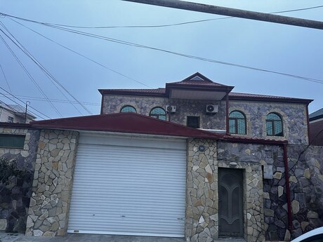 7 otaqlı həyət evi/bağ evi - Bakıxanov q. - 290 m²