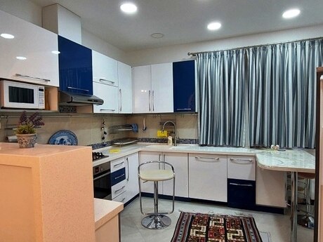 5 otaqlı köhnə tikili - Sahil m. - 160 m²
