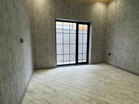 4 otaqlı həyət evi/bağ evi - Mərdəkan q. - 210 m²
