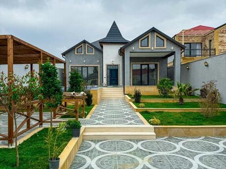 4 otaqlı həyət evi/bağ evi - Mərdəkan q. - 210 m²