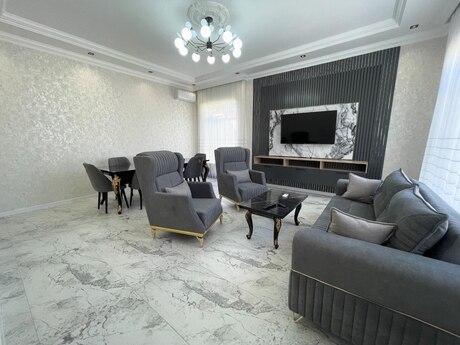 4 otaqlı həyət evi/bağ evi - Mərdəkan q. - 200 m²