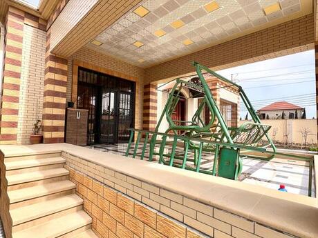 4 otaqlı həyət evi/bağ evi - Şüvəlan q. - 200 m²