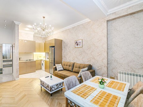2-комн. новостройка - м. Сахил - 65 м²