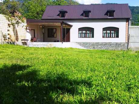 3 otaqlı həyət evi/bağ evi - Zaqatala - 100 m²