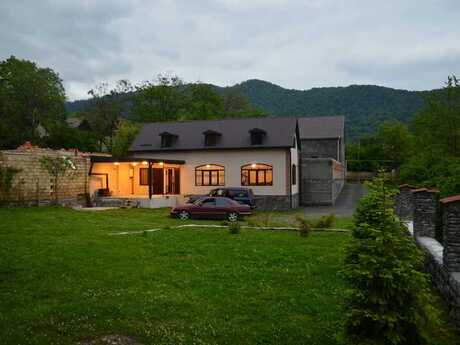 3 otaqlı həyət evi/bağ evi - Zaqatala - 100 m²