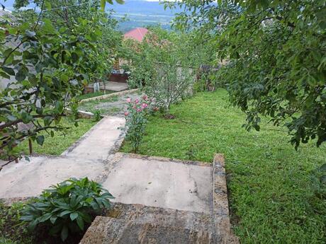 3 otaqlı həyət evi/bağ evi - Quba - 70 m²