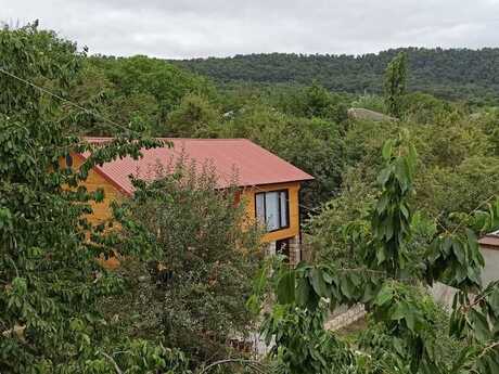 3 otaqlı həyət evi/bağ evi - Quba - 70 m²