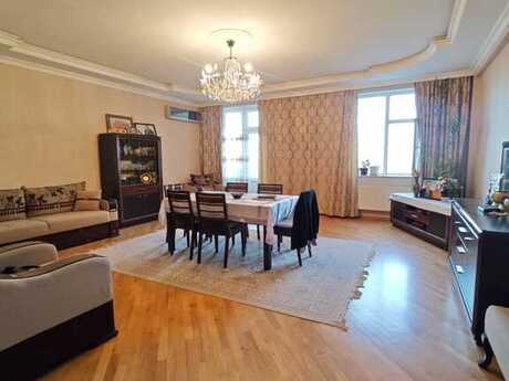 Объявление №4253840 - Баку, Наримановский  р., 3-комн., 148 м², 8/16 этаж