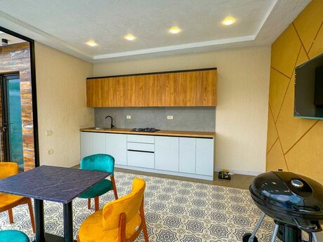 4-комн. дом/дача - пос. Мардакан - 180 м²