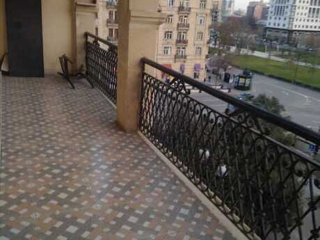 4 otaqlı köhnə tikili - Nizami m. - 120 m²