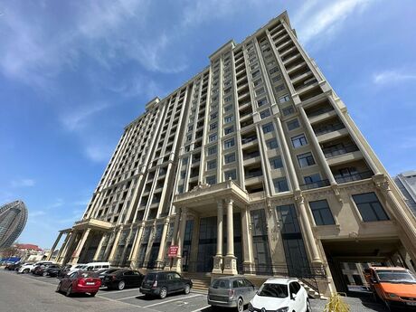 4-room apartment, 171 m², Şah İsmayıl Xətai: 460 000 ₼ 2