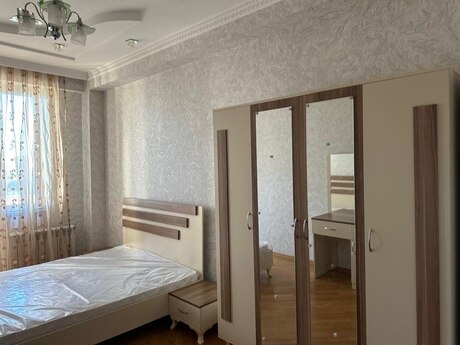 2-комнатная квартира, 66 м², 20 Yanvar: 218 000 ₼ 5