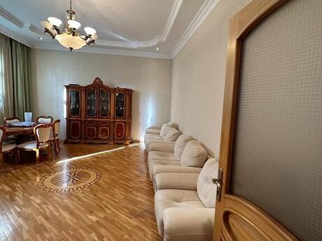 4 otaqlı həyət evi/bağ evi - Badamdar q. - 130 m²