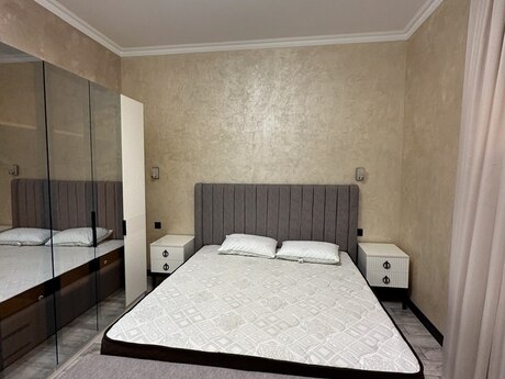 House with Garden, Villa For Rent