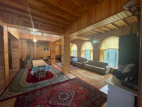 4 otaqlı həyət evi/bağ evi - Şamaxı - 200 m²
