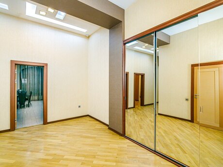 3 otaqlı yeni tikili - Sahil m. - 200 m²