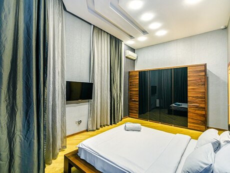 3 otaqlı yeni tikili - Sahil m. - 200 m²