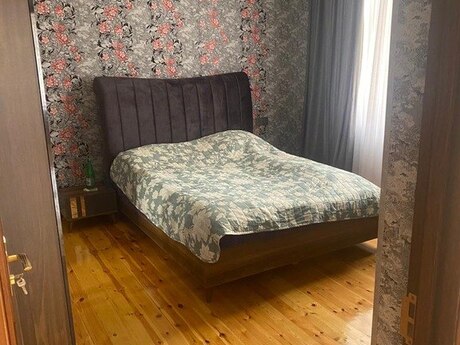 11 otaqlı həyət evi/bağ evi - Sea Breeze q. - 700 m²