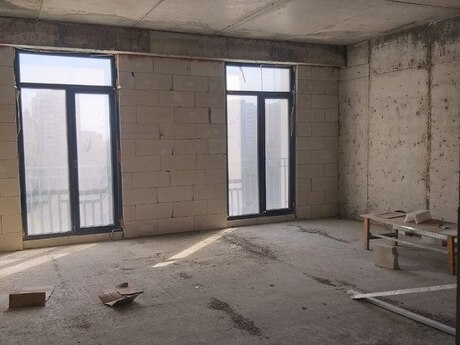 4 otaqlı yeni tikili - Qara Qarayev m. - 162 m²