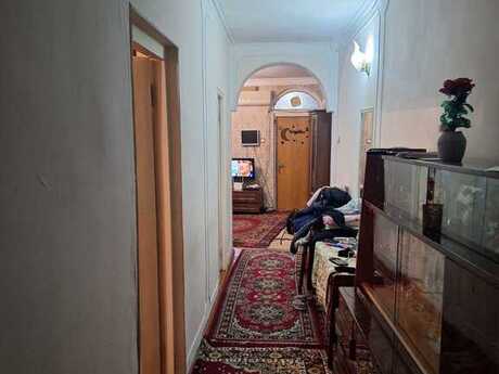 4 otaqlı həyət evi/bağ evi - Binəqədi r. - 100 m²