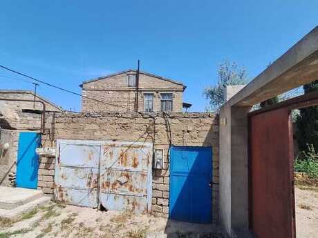 5 otaqlı həyət evi/bağ evi - Buzovna q. - 350 m²
