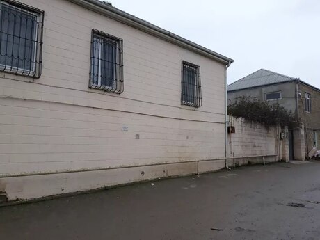 6 otaqlı həyət evi/bağ evi - Masazır q. - 360 m²