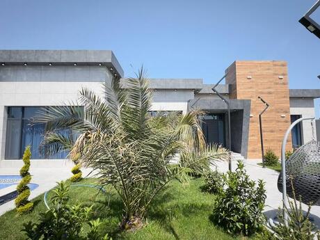 5 otaqlı həyət evi/bağ evi - Mərdəkan q. - 300 m²