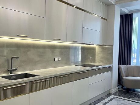 4 otaqlı yeni tikili - Nəsimi r. - 210 m²