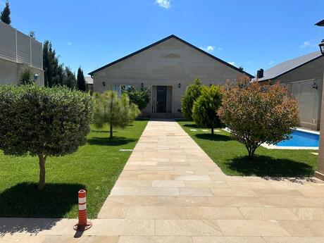 5 otaqlı həyət evi/bağ evi - Şüvəlan q. - 200 m²