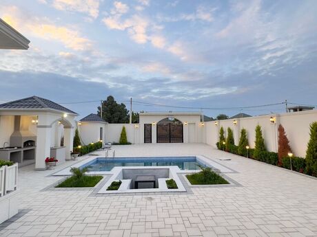 5 otaqlı həyət evi/bağ evi - Mərdəkan q. - 260 m²